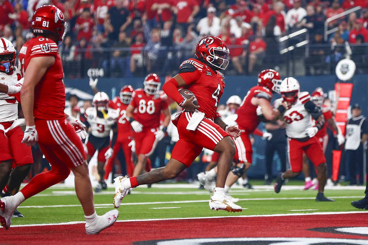 Devon Dampier lights up Las Vegas Bowl with monstrous game in Utah win