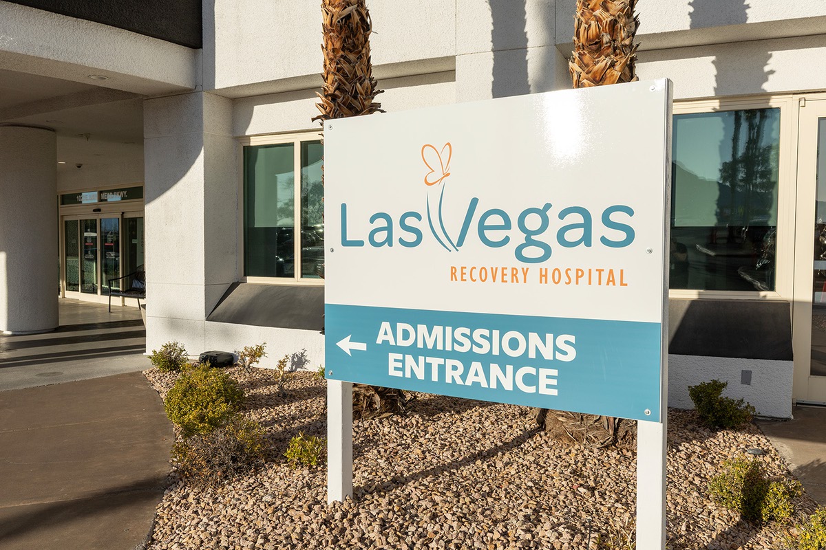 New Henderson hospital brings addiction, medical care under one roof