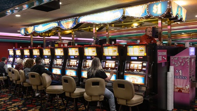 Nevada gaming abstract shows Las Vegas Strip revenue remains strong, but high expenses are swallowing profits