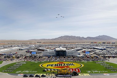 Denny Hamlin wins Pennzoil&nbsp;400