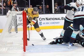 Golden Knights Defeat Kraken 4-1
