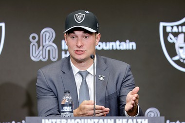 Raiders quarterback Fernando&nbsp;Mendoza