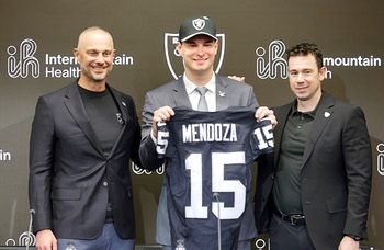 Raiders quarterback Fernando Mendoza