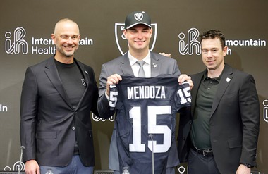 Raiders quarterback Fernando&nbsp;Mendoza