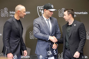 Raiders quarterback Fernando&nbsp;Mendoza