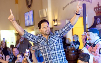 Pretzel-Eating Contest at Hofbrauhaus