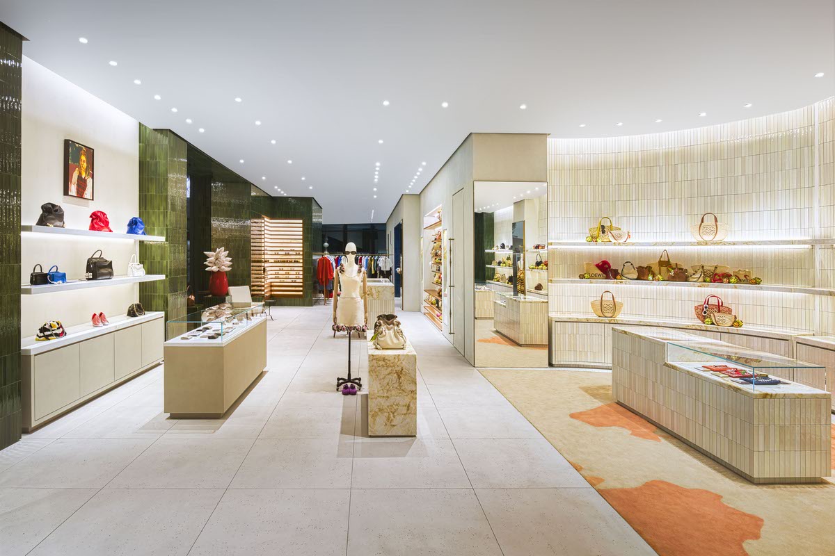 LOEWE opens its second Las Vegas store at the Shops at Crystals - Las ...