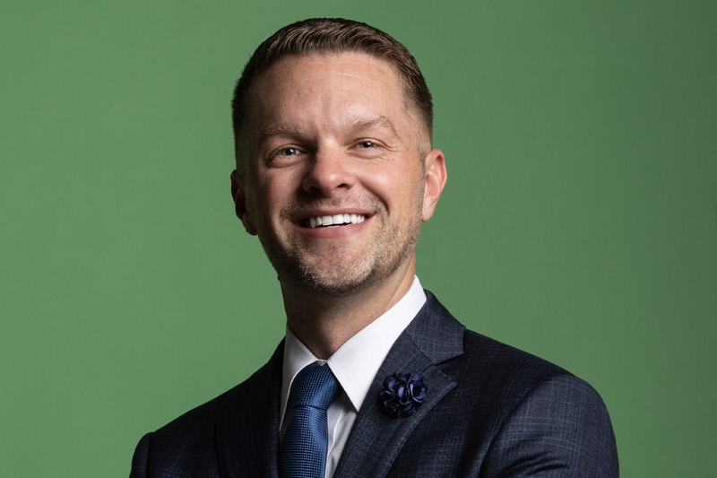 Having always been drawn to service-oriented work and supporting people through meaningful moments in their lives, Shadow Montalto found his calling in end-of-life services.