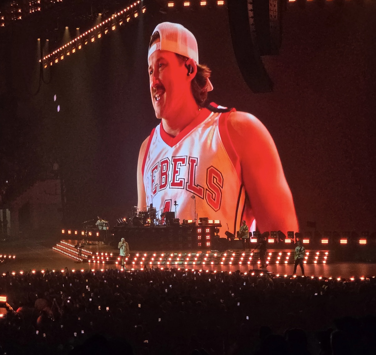 Morgan Wallen rocks Larry Johnson UNLV jersey at Allegiant Stadium show