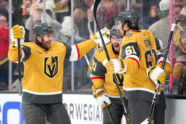 Golden Knights Defeat Ducks in Game 1