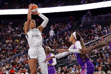Las Vegas Aces center A’ja Wilson (22) shoots over Phoenix Mercury forward-guard DeWanna Bonner (24) during the first half of an WNBA basketball game at T-Mobile Arena Saturday, May 9,&nbsp;2026.