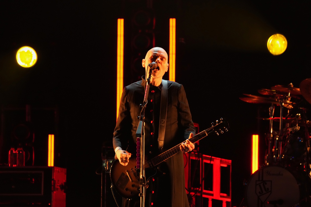 Promoters on Monday rolled out a sweeping expansion of the Las Vegas entertainment calendar, announcing a slate of major shows stretching from midsummer through the end of the year…