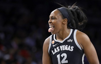 Aces Defeat Valkyries 92-73