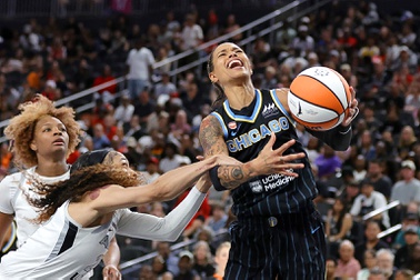 Aces defeat Sky 98-90 in OT