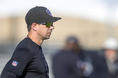 Las Vegas Raiders head coach Klint Kubiak watches players during the first practice of training camp at Las Vegas Raiders Headquarters/Intermountain Health Performance Center in Henderson Wednesday, July 29,&nbsp;2026.