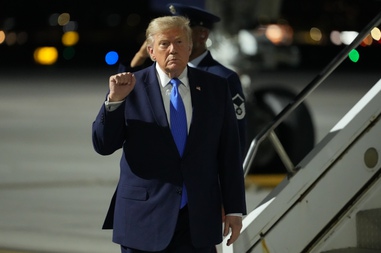 President Donald Trump arrives on Air Force One at Harry Reid International Airport in Las Vegas, Tuesday, Aug. 4,&nbsp;2026. 
