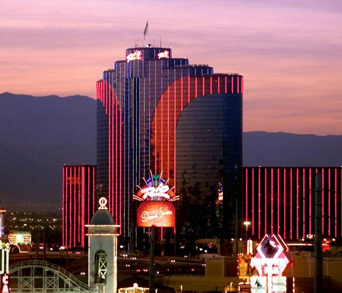 Paris Las Vegas Hotel & Casino vs Rio All-Suite Hotel & Casino