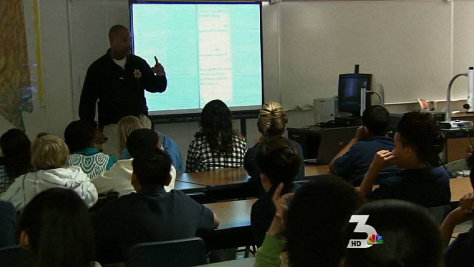 Metro talks to students to stop bullying